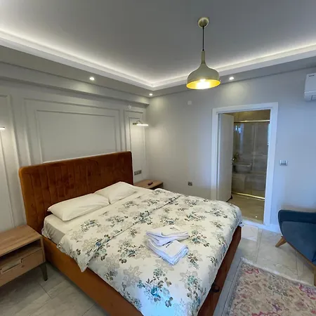 My White House Apartment *