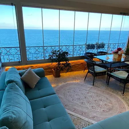 My White House Apartment *